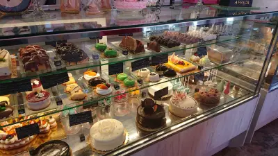 Tonis Pastry