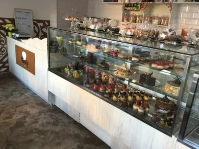 Tonis Pastry