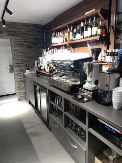 Hoppy Bar - Beer and Grill
