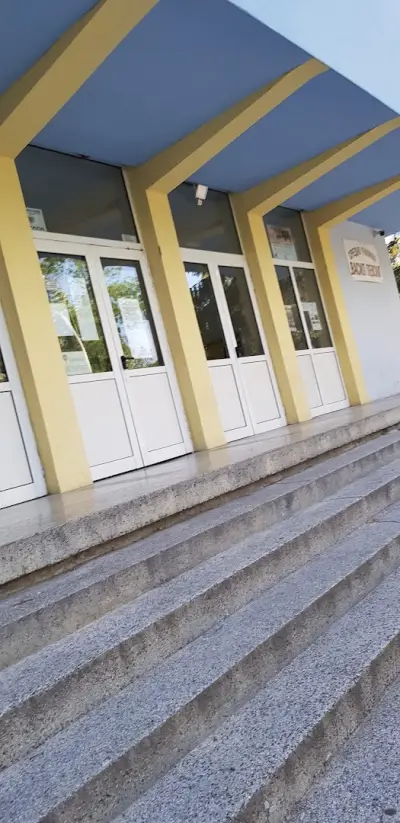 Средно училище „Васил Левски“
