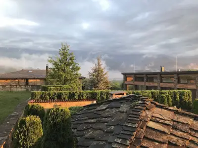 The Sunny House / Слънчевата къща