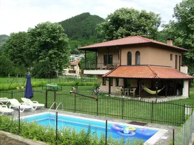 Вила Тилия