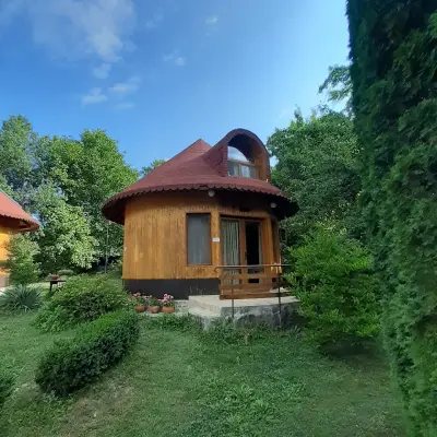 ECO VILLAGE AZAREIYA / ЕКОСЕЛИЩЕ АЗАРЕЯ