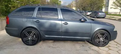 Автомивка "Ниагара", град Варна