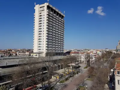 Плаза Хотел