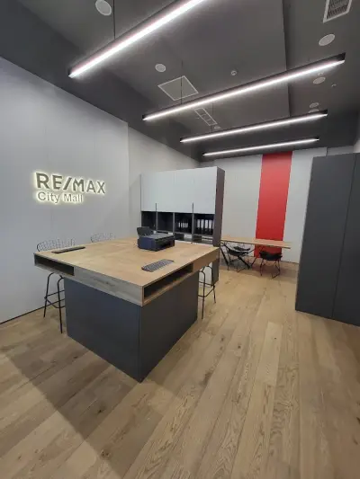 RE/MAX City Mall