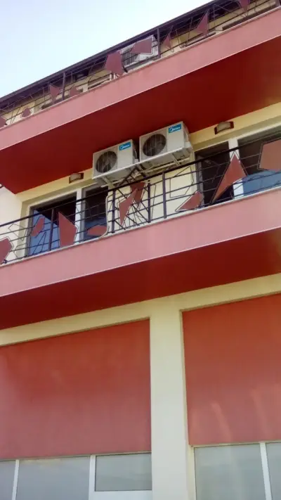 Hotel West