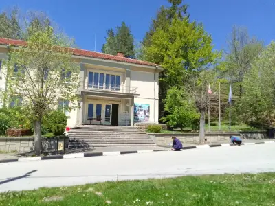 Читалище Отец Паисий