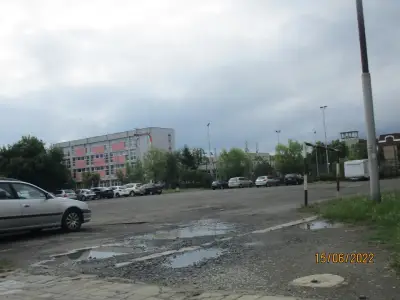 СУ Никола Вапцаров