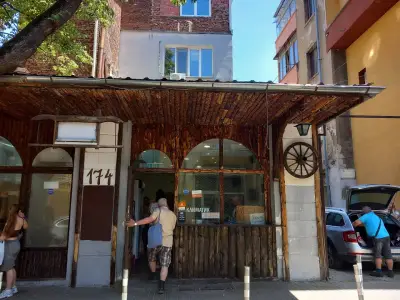 Иракски ресторант „Ашурбанипал“