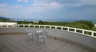 Белвю Хотел