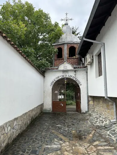 Храм „Св. прпмчца Параскева“