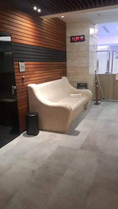 Фитнес и Спа център V GYM