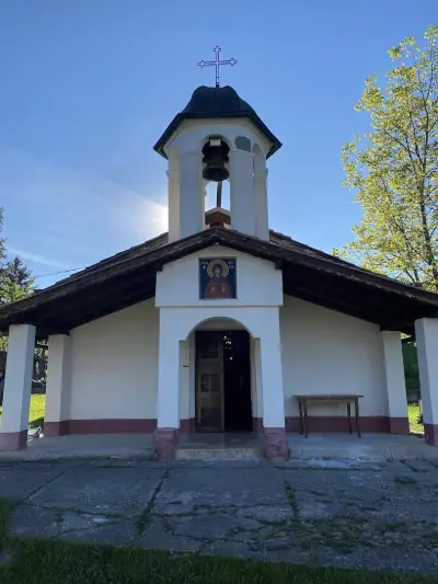 Храм „Света Петка“
