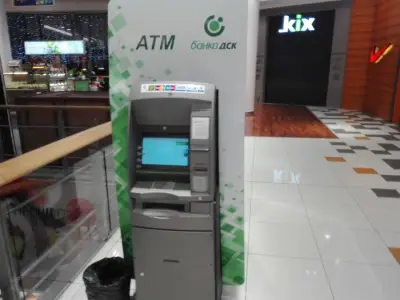 Банка ДСК