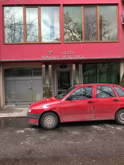 Хотел Тракарт Резиденс