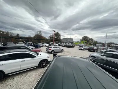 METTO CARS Automobile