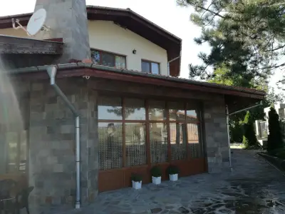 Вила Дъбовец