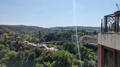Апартхотел Конниците