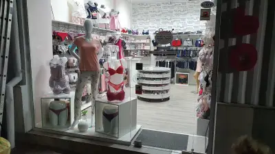 Siyani Lingerie