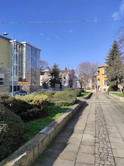 Tърговска гимназия Бургас