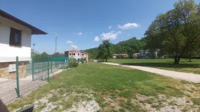 Тенис комплекс Синьото - Tennis Courts