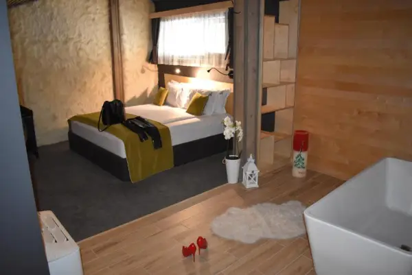 Presidential Four-Bedroom Maisonette with Sauna