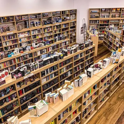 КНИЖАРНИЦА СИЕЛА - The Mall