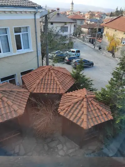 Popsokol House