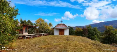 Popsokol House