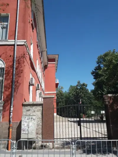 Национална търговска гимназия