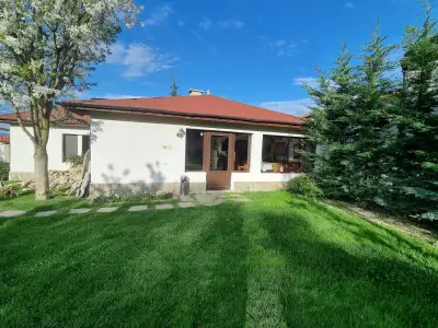Guest House Raiski Kаt