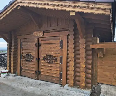 Дървени сглобяеми къщи ремонт на покриви изграждане на покриви и дървени конструкции Грийн Лог Хаус Еоод