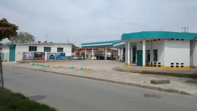 Бензиностанция "Омакс"