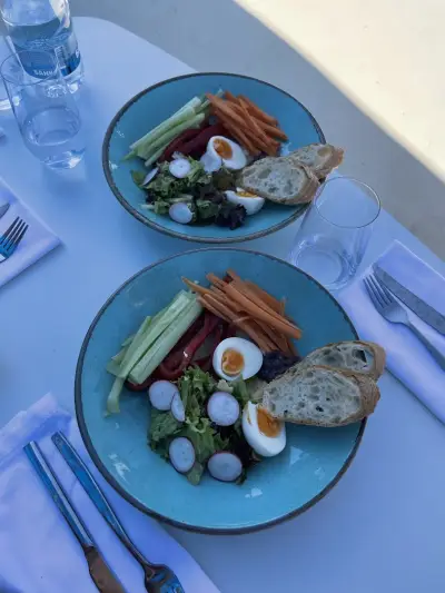 Tutti Beach Restaurant