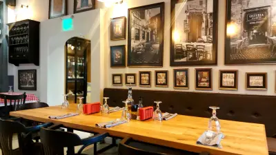 Италиански ресторант "La Casetta Ristorante"