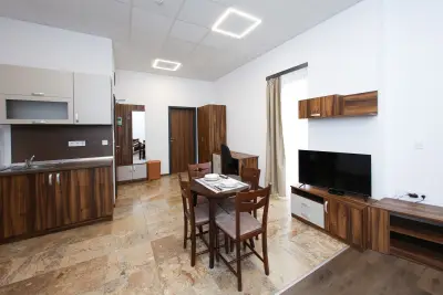 Stenso Rooms