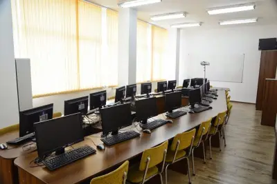 Стопански факултет