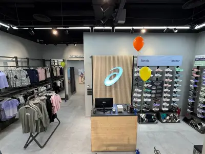 ASICS Grand Mall