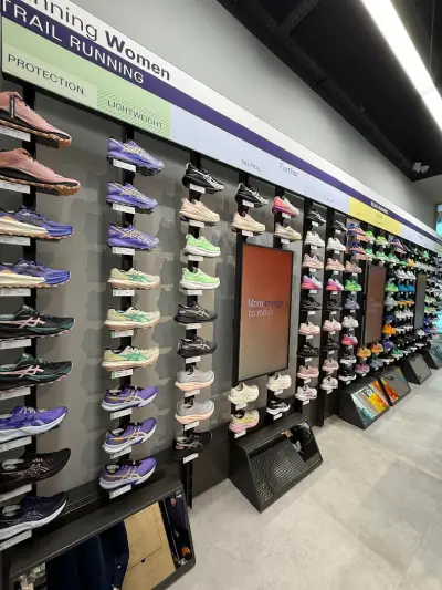 ASICS Grand Mall