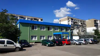 Бюро по труда Изток