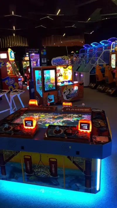 Playground, The Mall