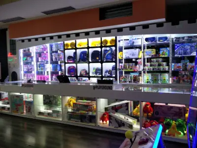 Playground, The Mall
