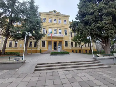 Професионална гимназия по строителство, архитектура и геодезия „Лубор Байер“