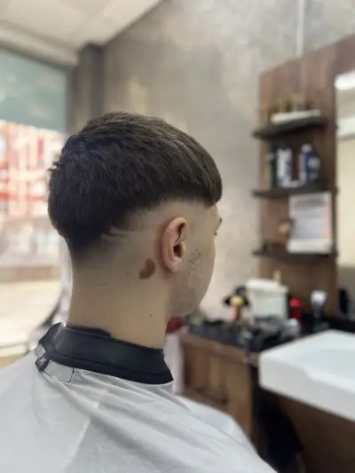 Бръснарски салон Шумен | Salon Crown