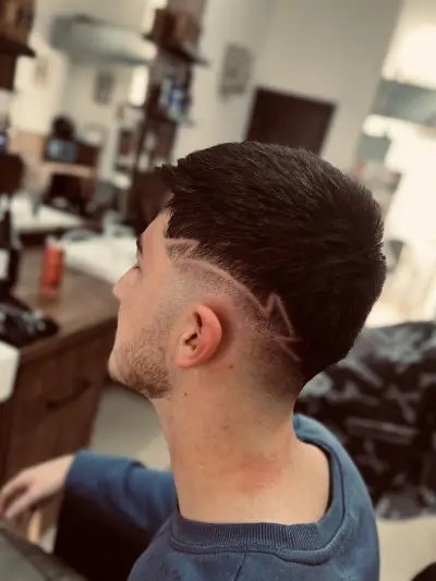 Бръснарски салон Шумен | Salon Crown