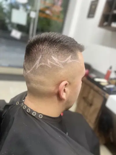 Бръснарски салон Шумен | Salon Crown