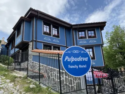 PULPUDEVA Family Hotel