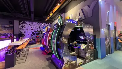Боулинг MegaXtreme - SkyCity mall