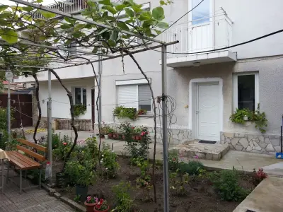 Guest House "Dimova"